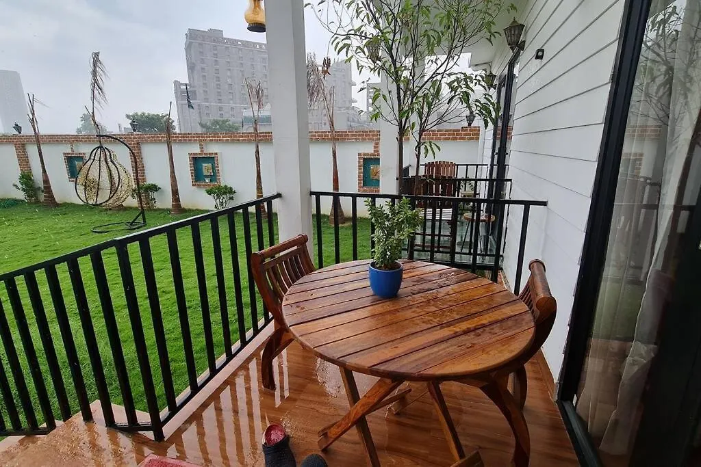 Courtyard By Palm -3Bkh Mini Farm House 구르가온 인도